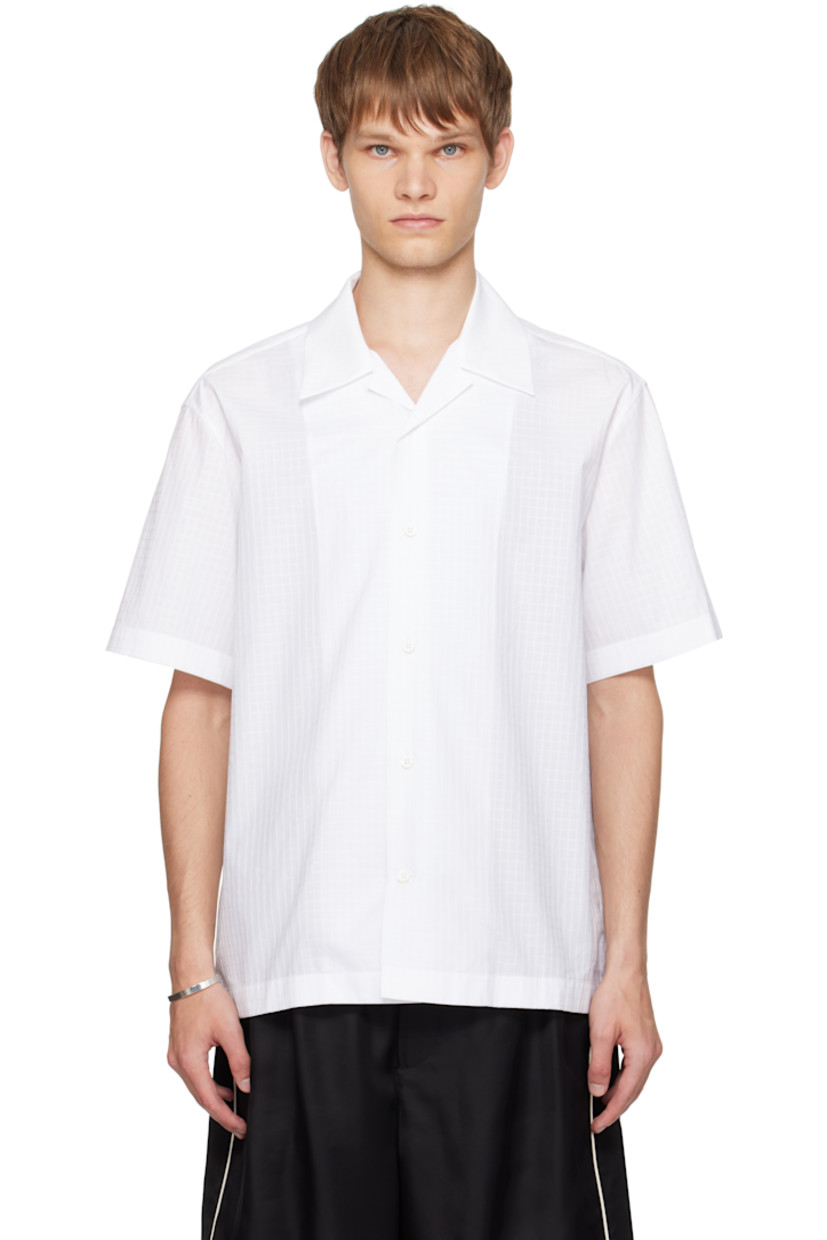 Cotton ripstop shirt.

· Open spread collar
· Button closure

Supplier color: Optic white