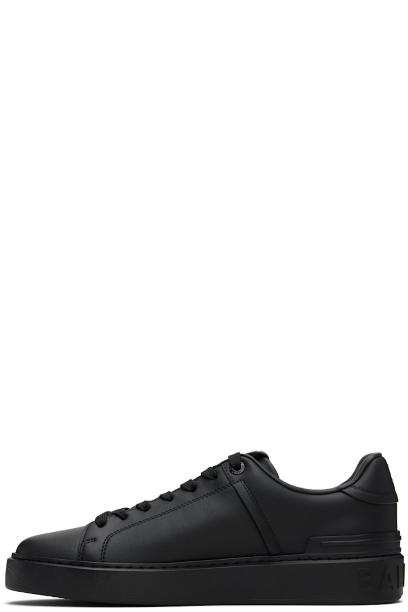 Low-top buffed calfskin sneakers.

· Lace-up closure
· Logo patch at padded tongue
· Padded collar 
· Logo stamp at outer side
· Logo embossed at heel tab and counter 
· Treaded rubber sole 

Supplier color: Black