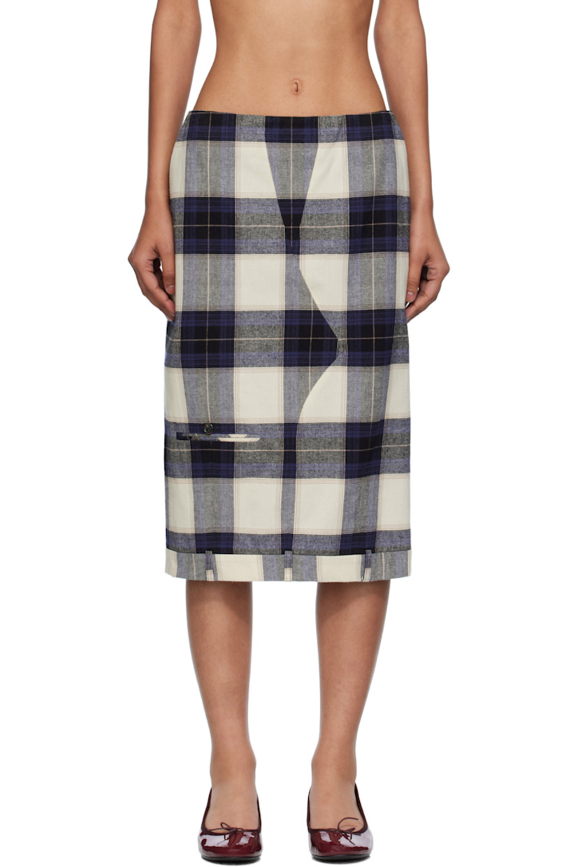 Cotton flannel midi skirt.

· Check pattern throughout
· Two-pocket styling
· Welt pocket at front and back
· Loops at hem
· Zip closure at back
· Central vent at back hem
· Full satin lining

Supplier color: Gn/Ch