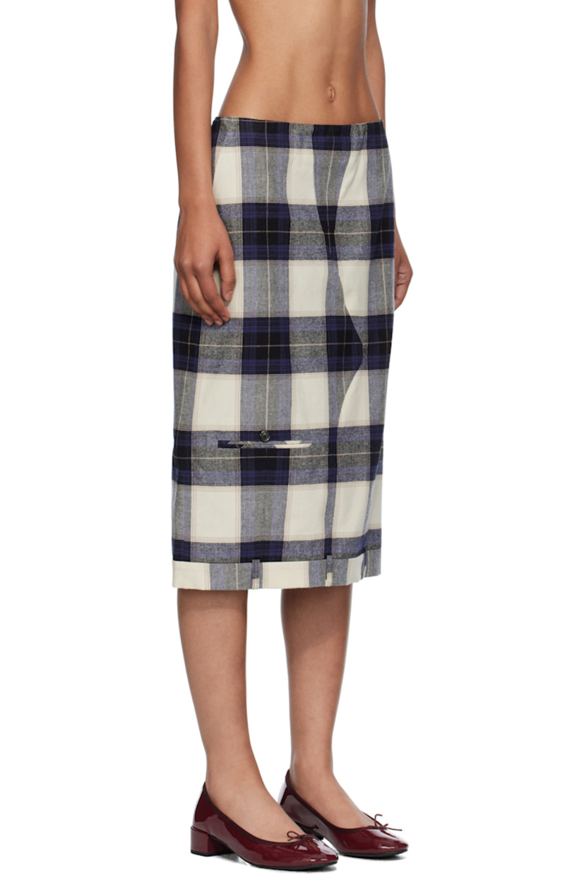 Cotton flannel midi skirt.

· Check pattern throughout
· Two-pocket styling
· Welt pocket at front and back
· Loops at hem
· Zip closure at back
· Central vent at back hem
· Full satin lining

Supplier color: Gn/Ch