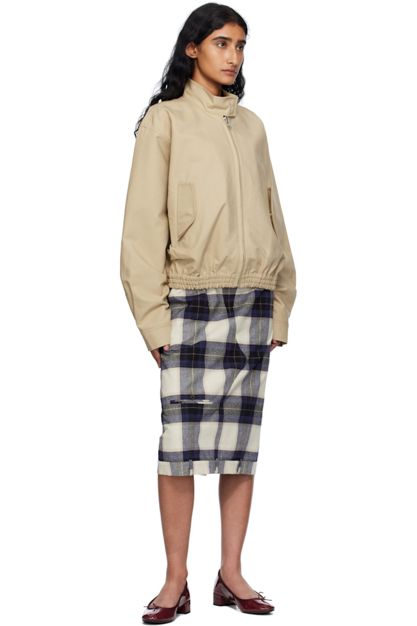 Cotton flannel midi skirt.

· Check pattern throughout
· Two-pocket styling
· Welt pocket at front and back
· Loops at hem
· Zip closure at back
· Central vent at back hem
· Full satin lining

Supplier color: Gn/Ch