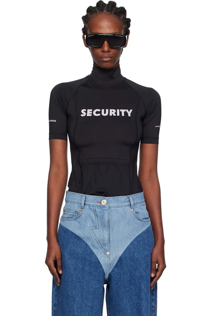 Stretch jersey turtleneck.

· Text and logo printed at chest and sleeves
· Elasticized patch pocket at front 
· Raglan sleeves 

Supplier color: Black