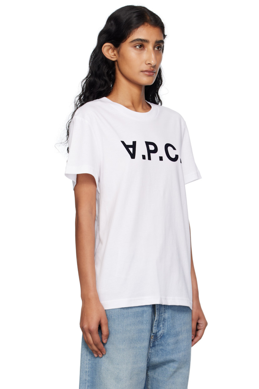GOTS-certified organic cotton jersey T-shirt.

· Rib-knit crewneck
· Logo flocked at chest

Supplier color: White