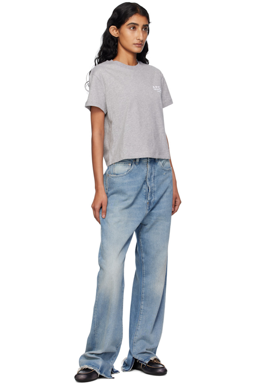 Heavyweight organic cotton jersey T-shirt.

· GOTS-certified cotton
· Rib-knit crewneck
· Logo embroidered at chest
· Cropped hem

Supplier color: Gris chine/Blanc