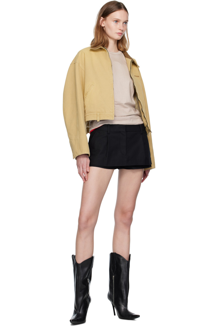 Mid-calf buffed leather boots. 

· Pointed toe 
· Pull-loops at collar 
· Zip closure at inner side
· Covered stiletto heel with rubber injection
· Leather sole 
· Heel: H4.5"

Supplier color: Black