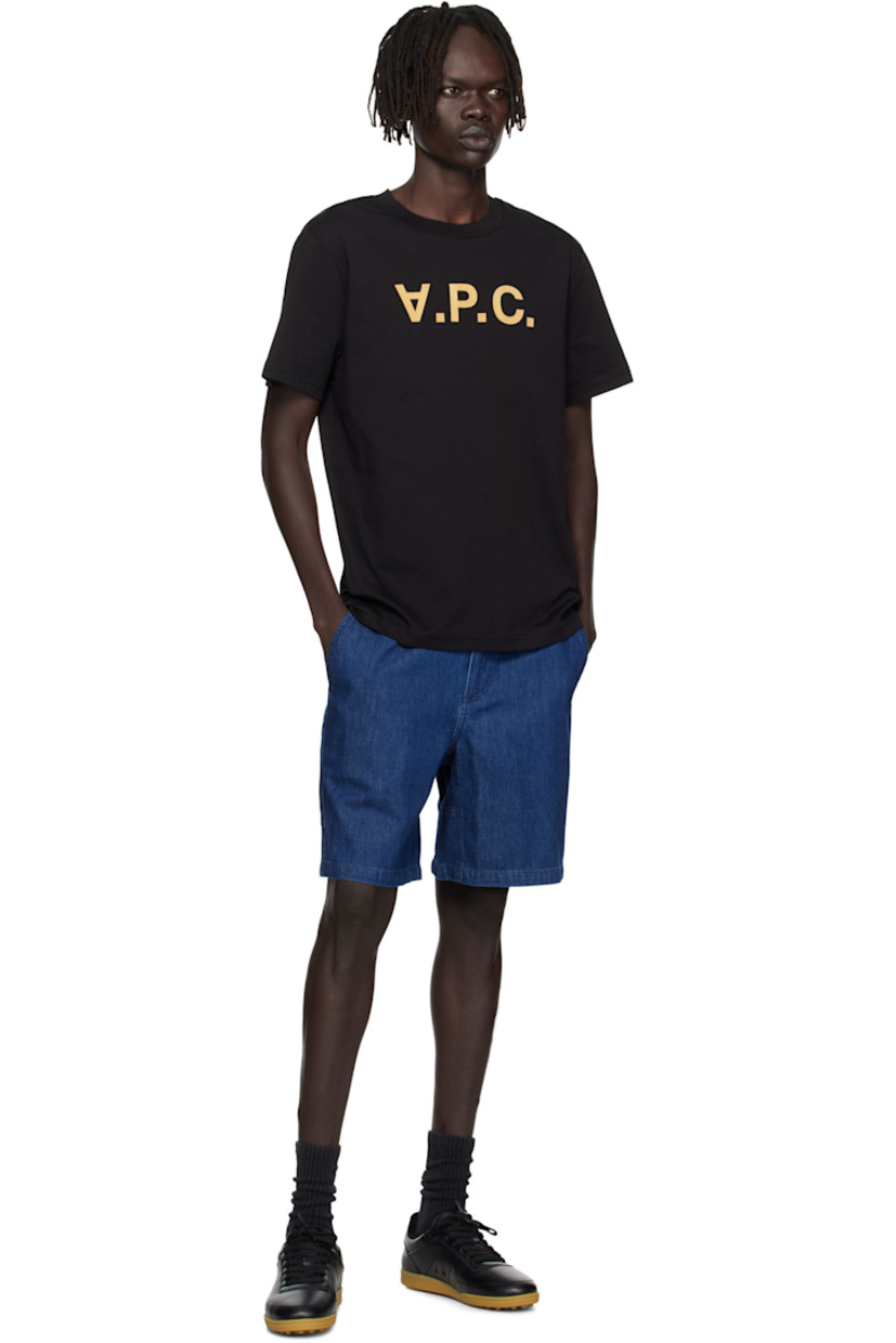 Organic cotton jersey T-shirt.

· Rib-knit crewneck
· Flocked logo at front

Supplier color: Black/Beige