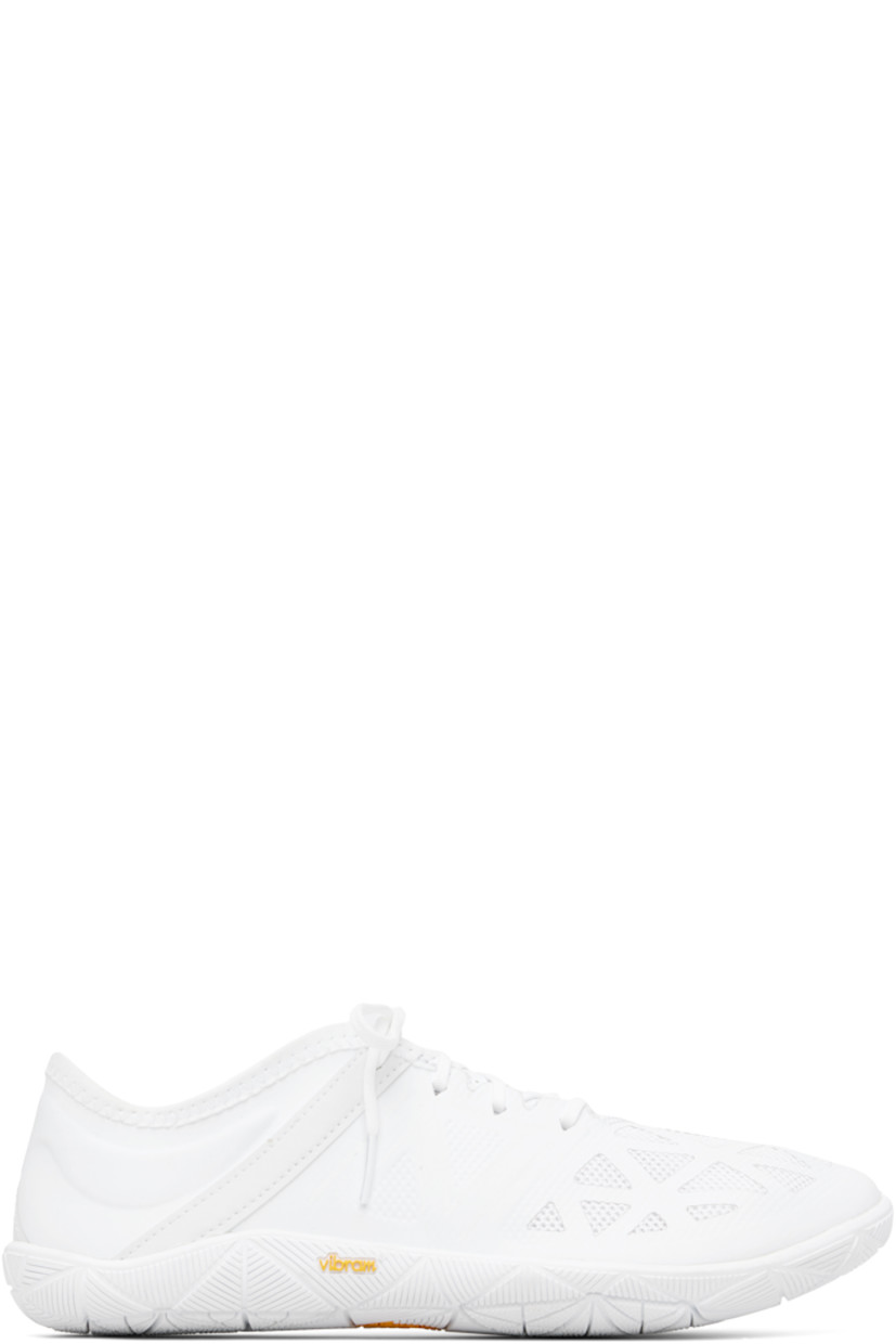 Low-top mesh and buffed faux-leather sneakers in white.

· Bonded trim throughout
· Offset lace-up closure
· Logo patch at tongue
· Logo printed at outer side and heel tab
· Treaded Vibram® rubber sole

Part of the Junya Watanabe x New Balance collaboration.

Supplier color: White