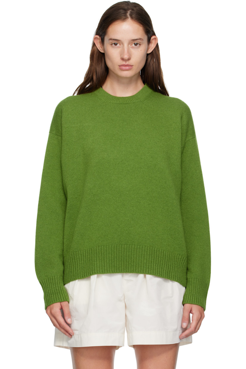 Knit superfine lambswool sweater.

· RWS-certified wool
· Fully fashioned construction
· Rib-knit crewneck, hem, and cuffs
· Dropped shoulders

Supplier color: Pickle green
