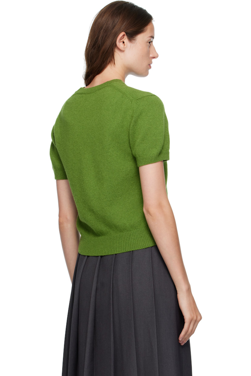 Knit superfine lambswool T-shirt.

· Fully fashioned construction
· Rib-knit crewneck, hem, and cuffs
· Cropped hem

Supplier color: Pickle green