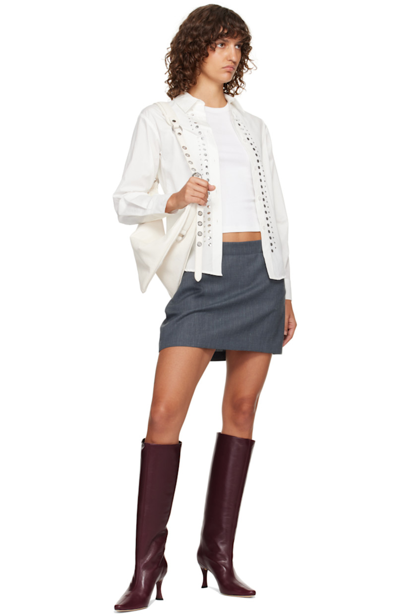 Knee-high grained nappa lambskin boots.

· Pointed toe
· Grained leather lining
· Covered stiletto heel with rubber injection
· Nubuck sole
· Heel: H2.75"

Supplier color: Sour cherry