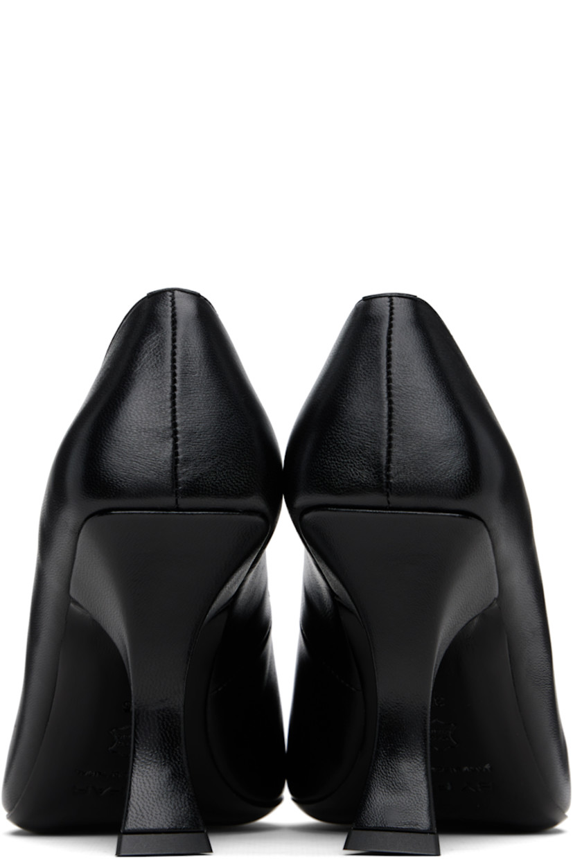 Buffed lambskin heels.

· LWG-certified
· Pointed toe
· Covered stiletto heel with rubber injection
· Leather sole
· Heel: H3.5"

Supplier color: Black