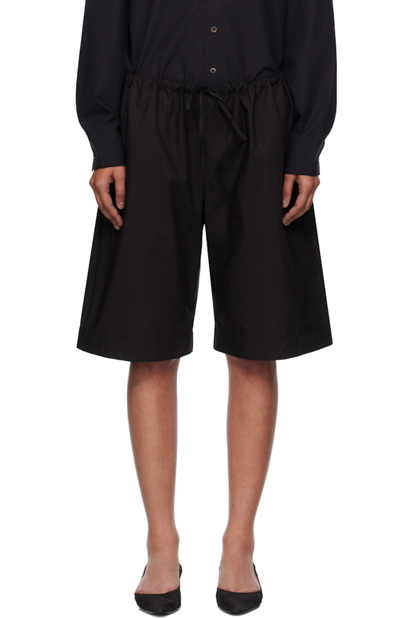 Deadstock cotton poplin shorts. 

· Loose-fit
· Self-tie drawstring at waistband
· Three-pocket styling

Supplier color: Black