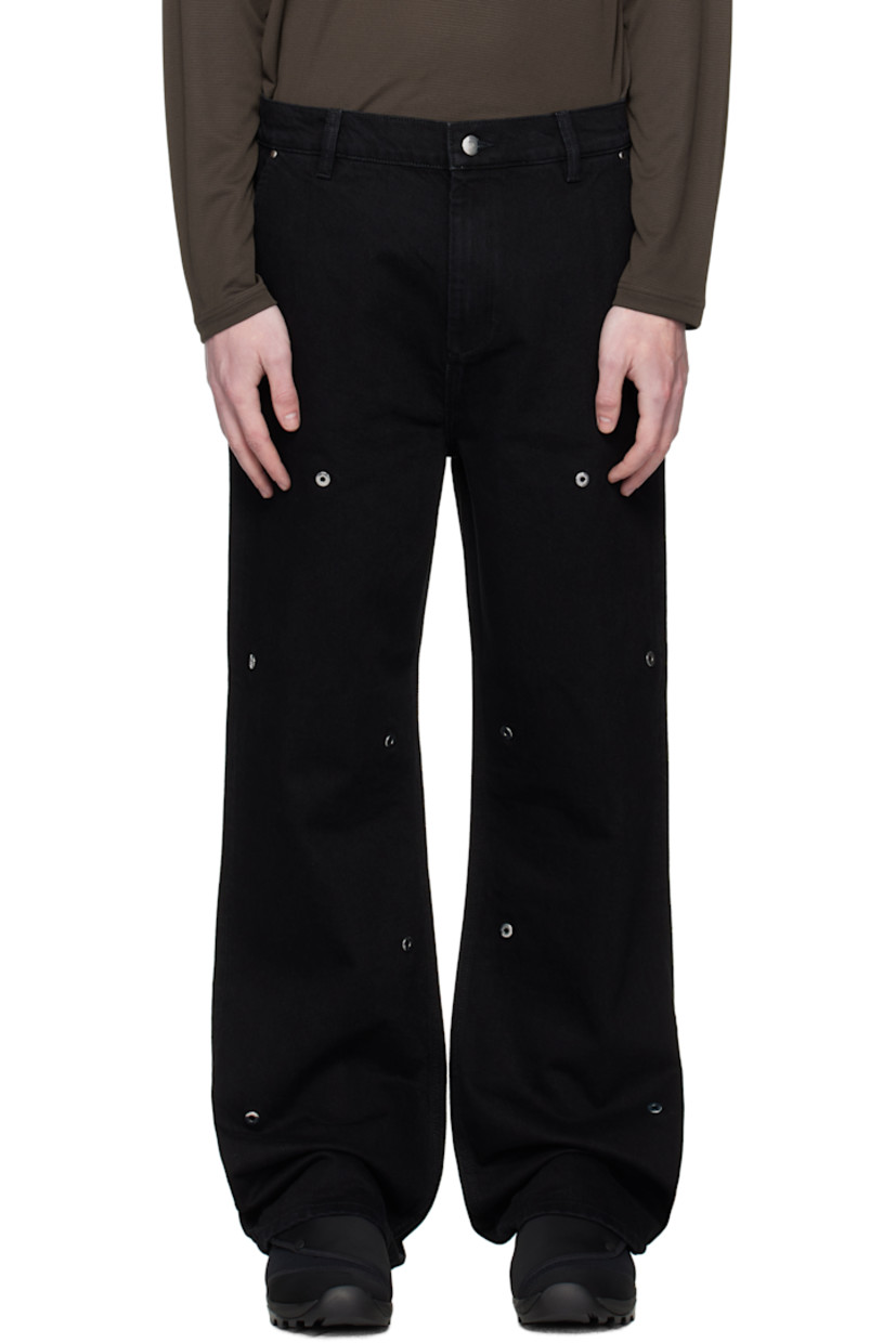 Non-stretch denim jeans.

· Metal eyelets throughout
· Belt loops
· Four-pocket styling
· Zip fly

Supplier color: Black