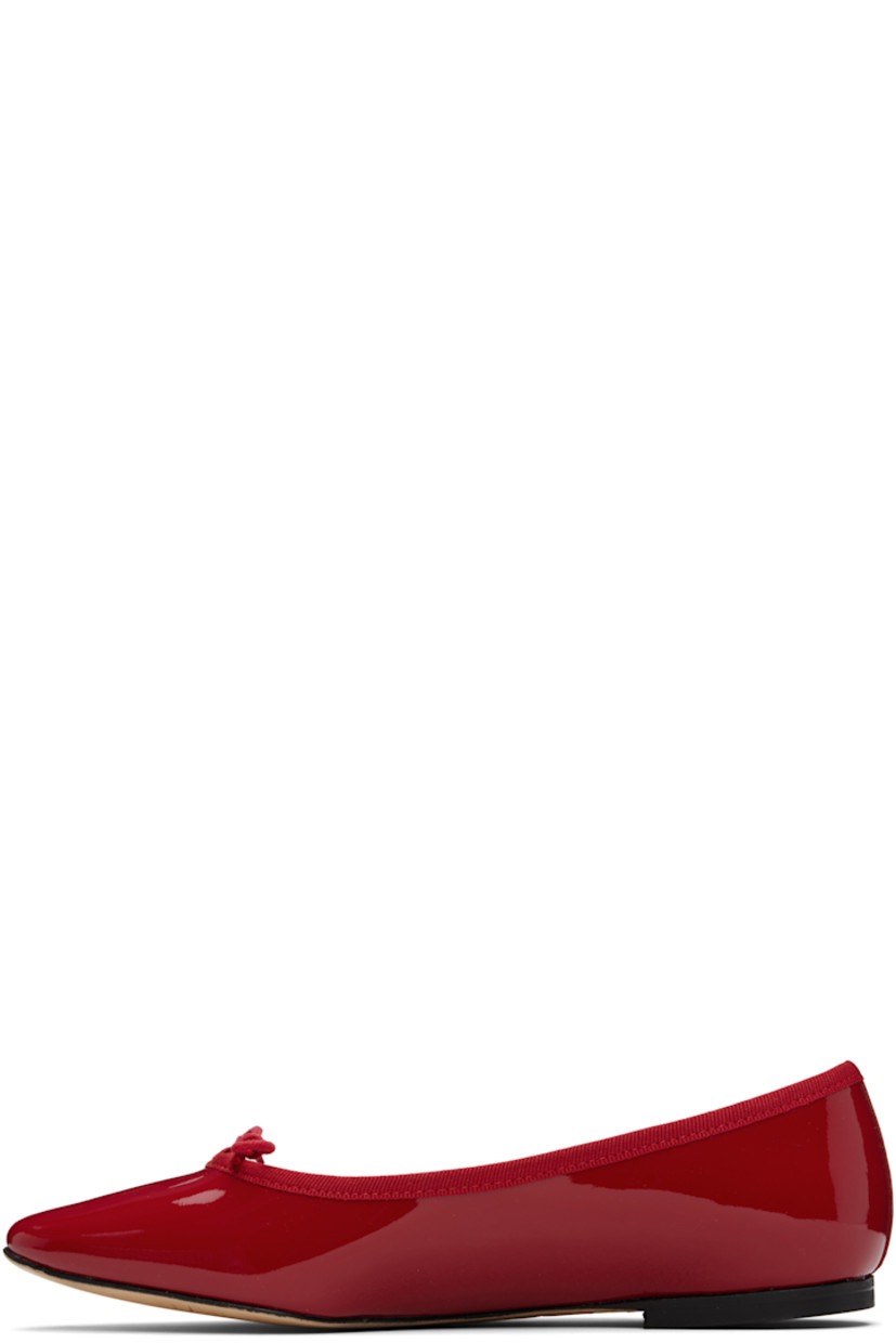 Patent lambskin ballerina flats.

· Pointed toe
· Bow accent and grosgrain trim at collar
· Plain-woven lining
· Stacked leather heel with rubber injection
· Rubber sole

Supplier color: Flame red
