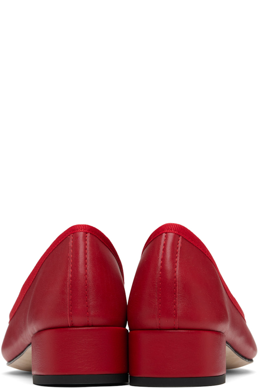 Grained calfskin heels.

· Bow accent at vamp
· Grosgrain trim at collar
· Twill lining
· Covered heel with rubber injection
· Nubuck sole
· Heel: H1.5"

Supplier color: Flame red