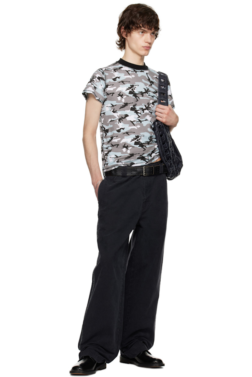 Cotton jersey T-shirt.

· Camouflage pattern throughout
· Rib-knit crewneck

Supplier color: Camo Print All Over