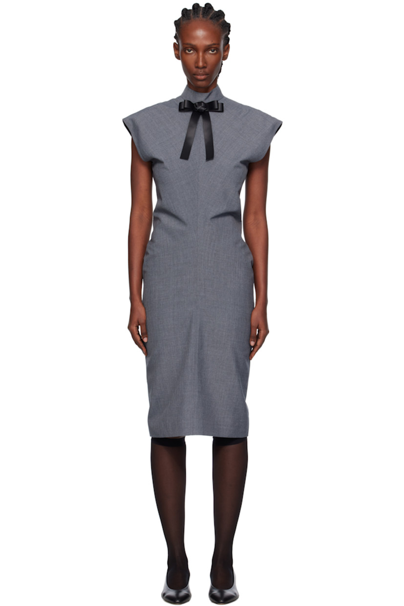Wool-blend delaine midi dress.

· Detachable bow at stand collar
· Cap sleeves
· Zip closure at back
· Central vent at back hem
· Full satin lining

Supplier color: Grey