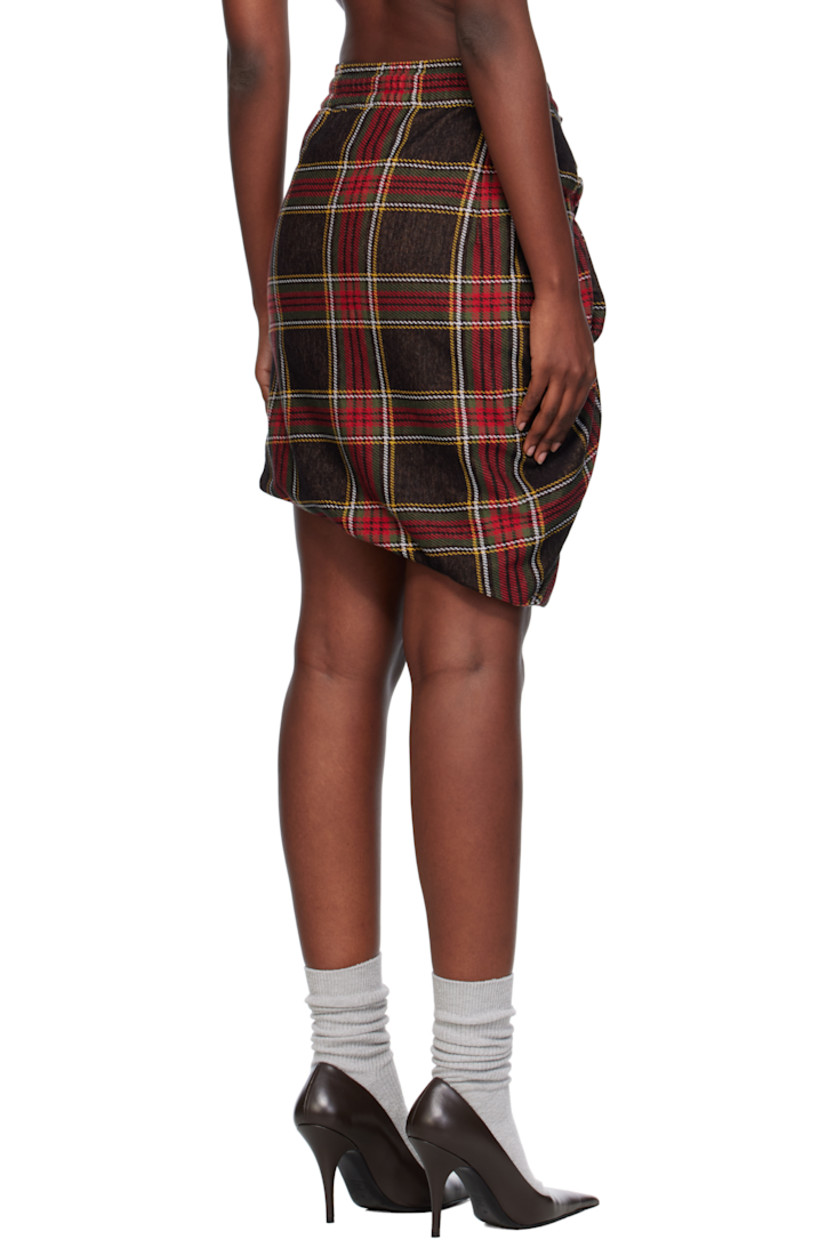 Double-faced knit organic cotton miniskirt. 

· Check pattern and draping throughout 
· Drawstring at elasticized waistband
· Embroidered logo at front waist
· Vent at front hem

Supplier color: Red/Green