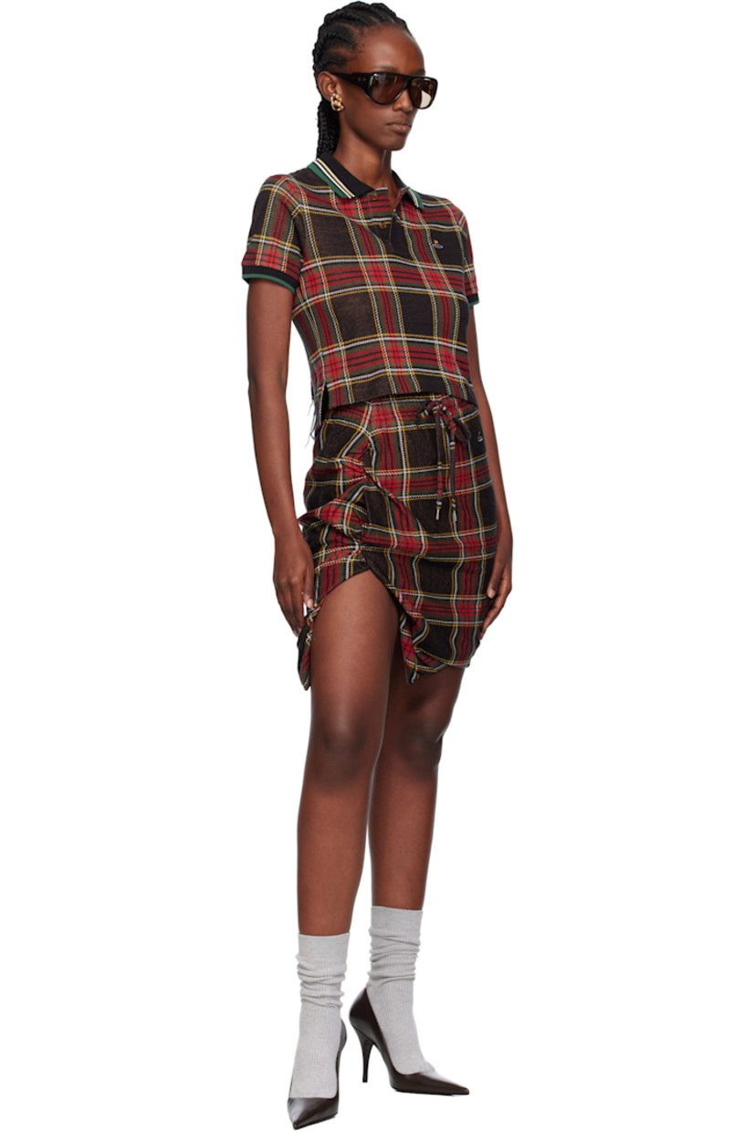 Double-faced knit organic cotton miniskirt. 

· Check pattern and draping throughout 
· Drawstring at elasticized waistband
· Embroidered logo at front waist
· Vent at front hem

Supplier color: Red/Green