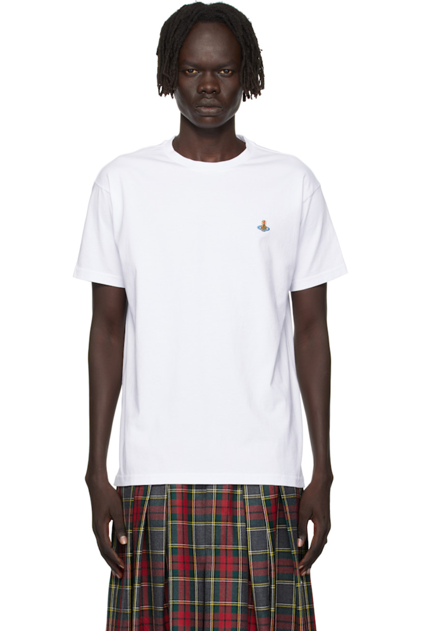Organic cotton jersey T-shirt.

· Rib-knit crewneck
· Logo embroidered at chest

Supplier color: White