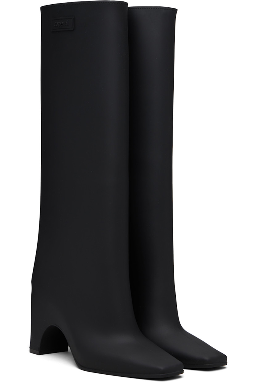 Knee-high rubber boots in black.

· Square toe
· Logo patch at outer side
· Integrated block heel
· Rubber sole
· Heel: H3.5"

Supplier color: Black