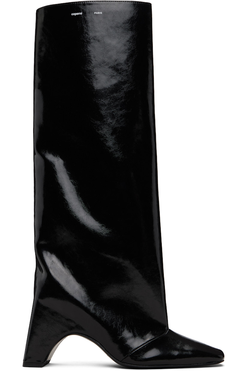 Knee-high crackled patent faux-leather boots.

· Square toe
· Logo printed at collar
· Elasticized gusset at inner side
· Buffed leather lining
· Covered block heel with rubber injection
· Leather sole
· Heel: H3.5"

Supplier color: Black