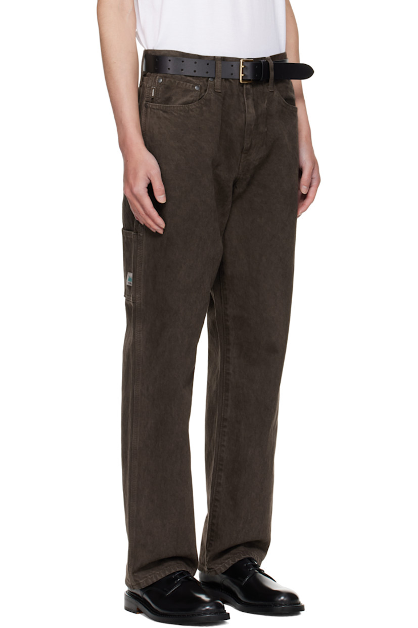 Non-stretch denim jeans.

· Fading throughout
· Belt loops
· Five-pocket styling
· Zip fly
· Logo flag at coin pocket
· Patch pockets and logo patch at outseam
· Hammer loop at outseam
· Logo patch at back waistband

Supplier color: Ox brown