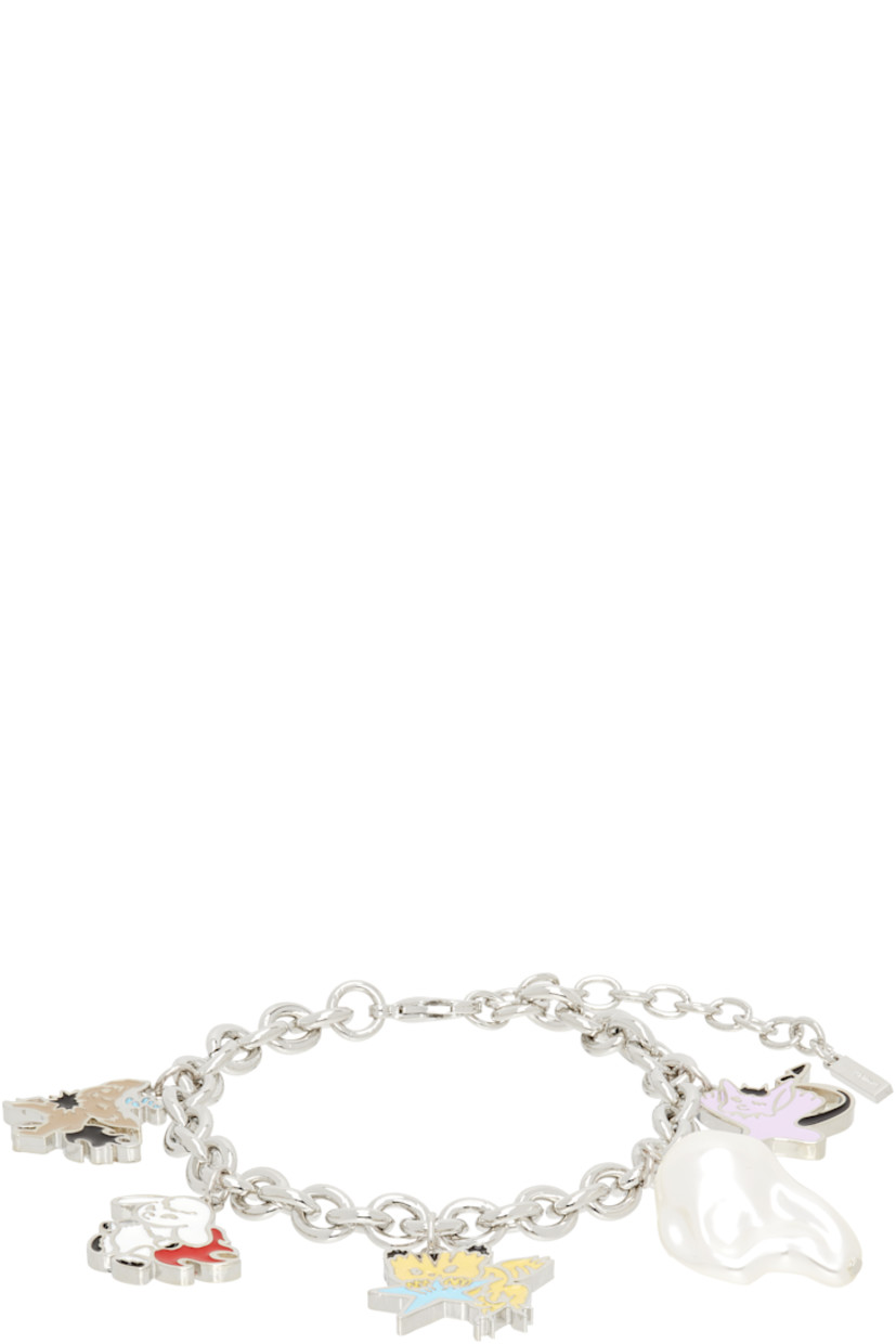 Cable chain bracelet in silver-tone brass.

· Charms with multicolor enamel throughout 
· Faux-pearl at length
· Logo plaque at adjustable lobster-clasp fastening 
· L9.5"

Supplier color: Silver