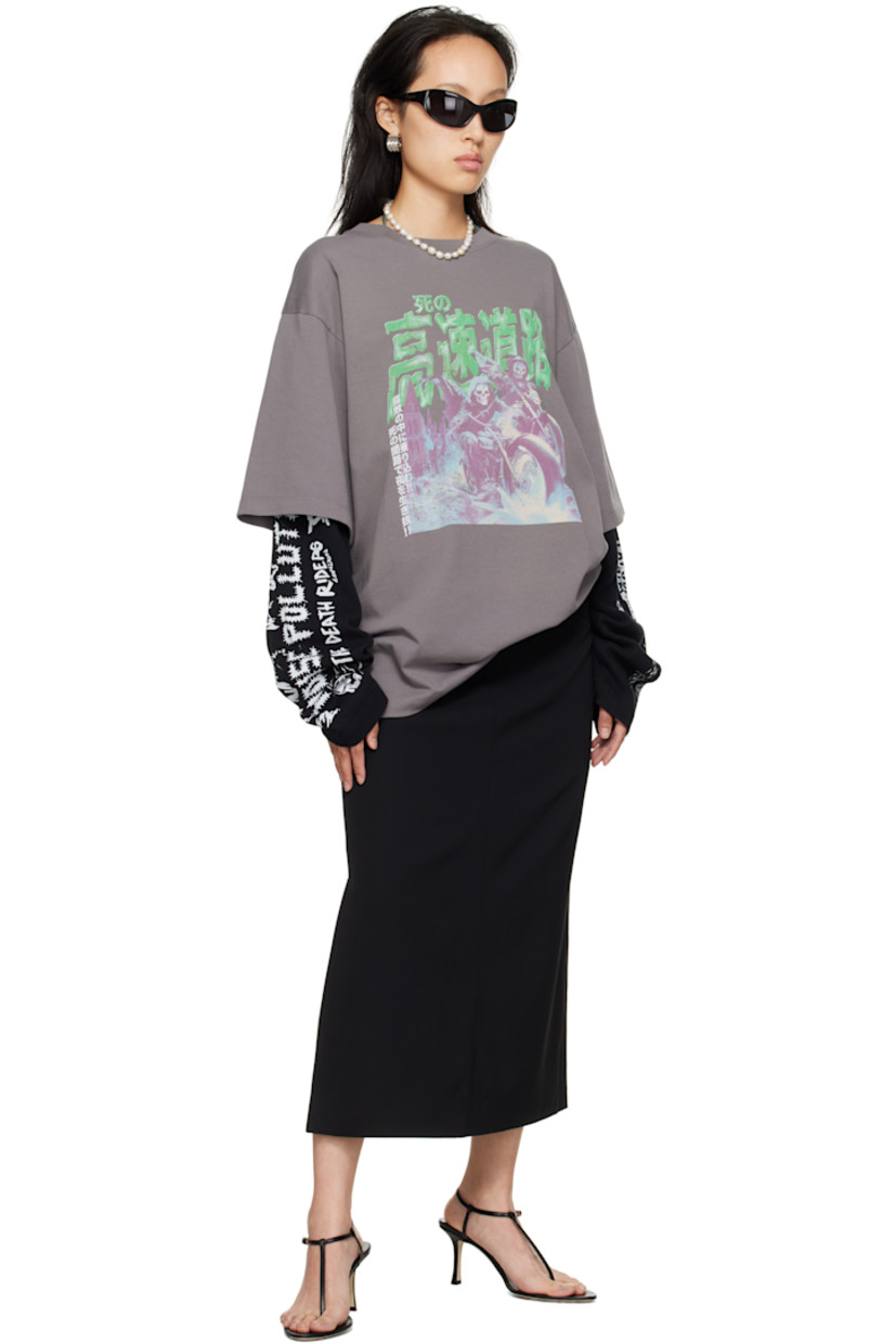 Cotton jersey and waffle-knit T-shirt. 

· Rib-knit crewneck
· Text and graphic printed at front and sleeves
· Layered sleeves 
· Dropped shoulders 

Supplier color: Grey