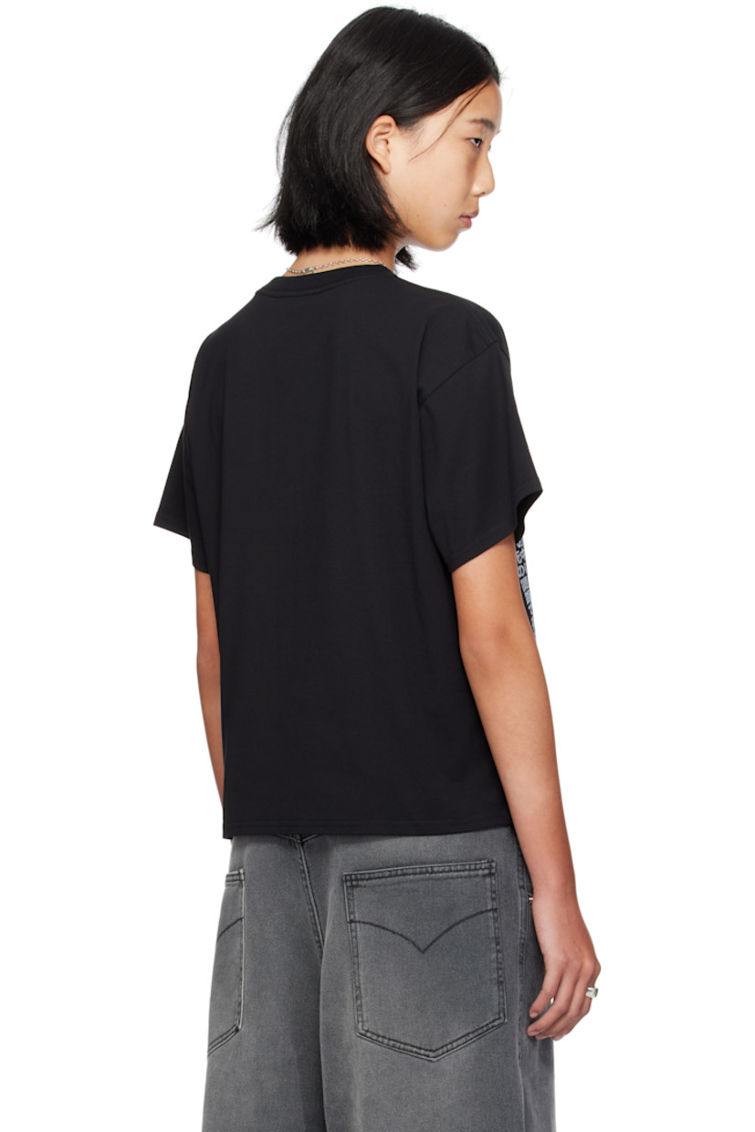 Cotton jersey T-shirt. 

· Rib-knit crewneck
· Text and graphic printed at front 

Supplier color: Black/Green ghost
