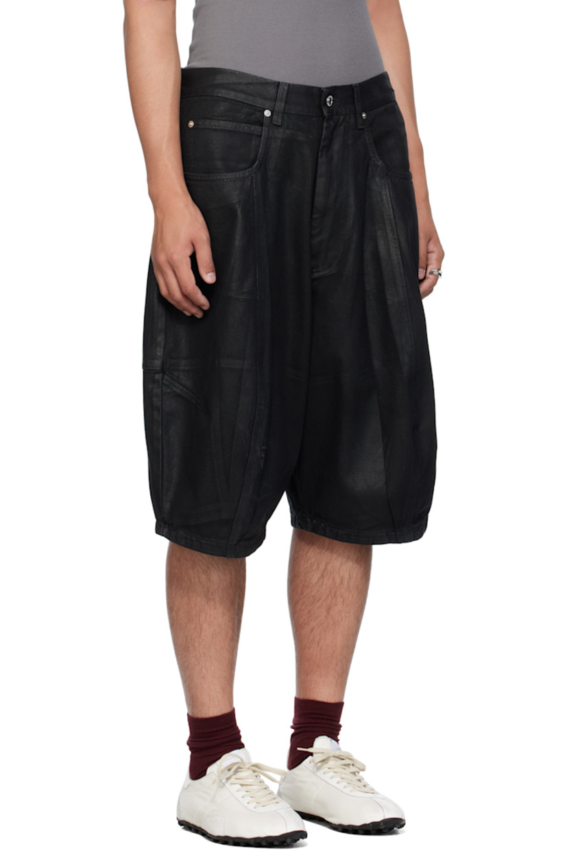 Coated non-stretch denim shorts.

· Belt loops
· Five-pocket styling
· Zip fly 
· Pleats and darts at front 
· Logo patch at back waistband
· Logo-engraved silver-tone hardware 

Supplier color: Coated black