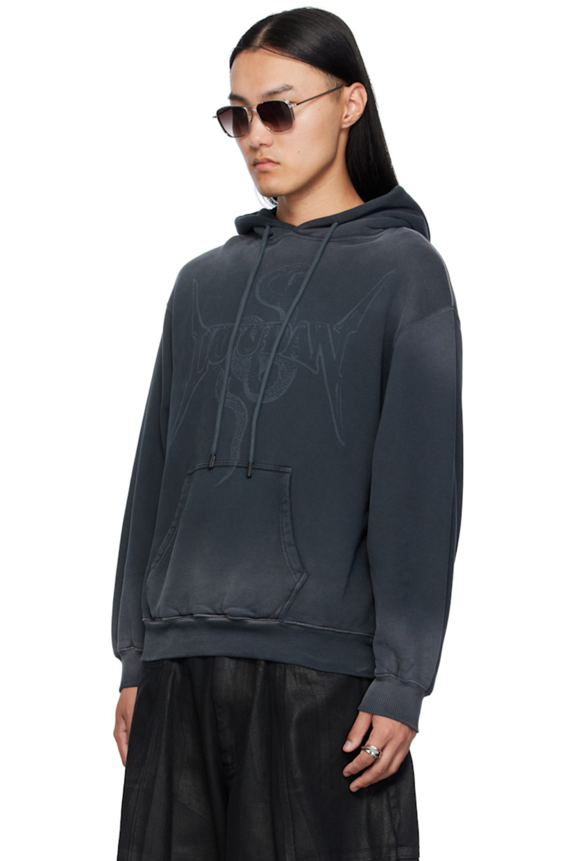 French terry hoodie. 

· Fading throughout 
· Drawstring at hood
· Logo and graphic printed at front 
· Kangaroo pocket
· Rib-knit hem and cuffs
· Dropped shoulders 

Supplier color: Metal snake/Black smoke