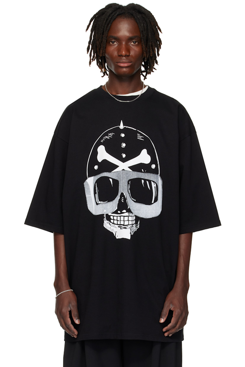 Cotton jersey T-shirt.

· Rib-knit crewneck
· Graphic printed at front
· Text printed at back collar

Supplier color: Renegade Man/Black