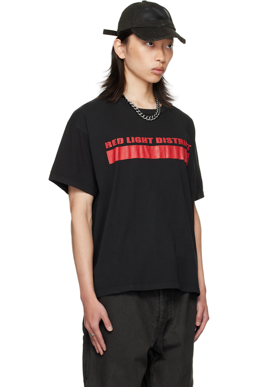 Cotton jersey T-shirt. 

· Rib-knit crewneck
· Crackled text bonded at front 
· Dropped shoulders

Supplier color: Black