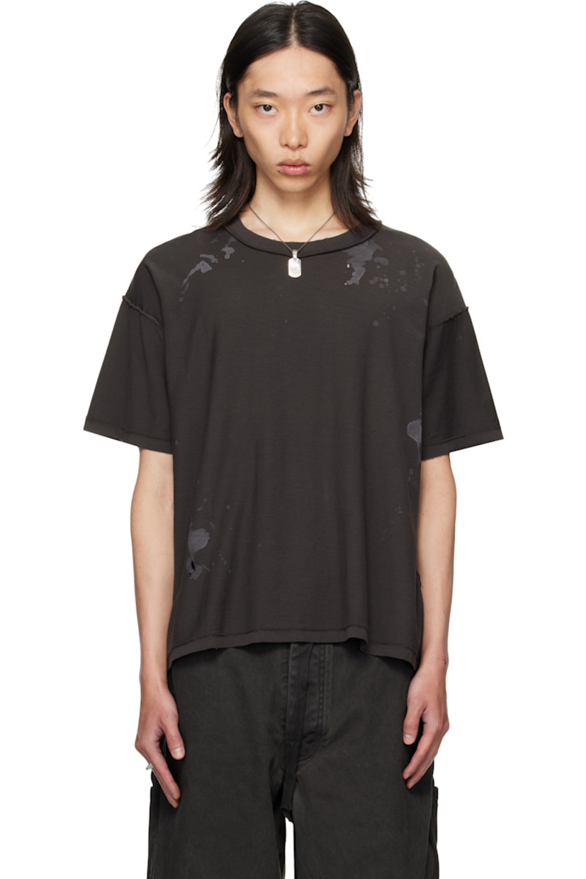 Cotton jersey T-shirt.

· Bleaching and distressing throughout
· Exposed seams throughout
· Rib-knit crewneck
· Dropped shoulders

Supplier color: Charcoal