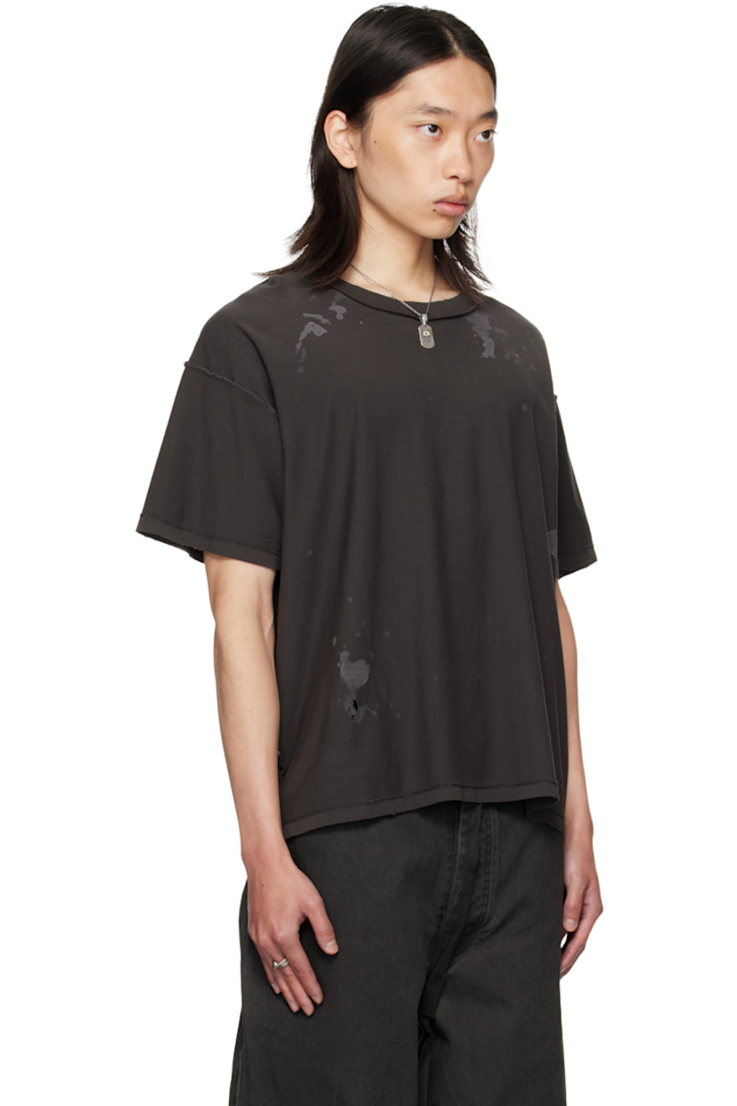 Cotton jersey T-shirt.

· Bleaching and distressing throughout
· Exposed seams throughout
· Rib-knit crewneck
· Dropped shoulders

Supplier color: Charcoal