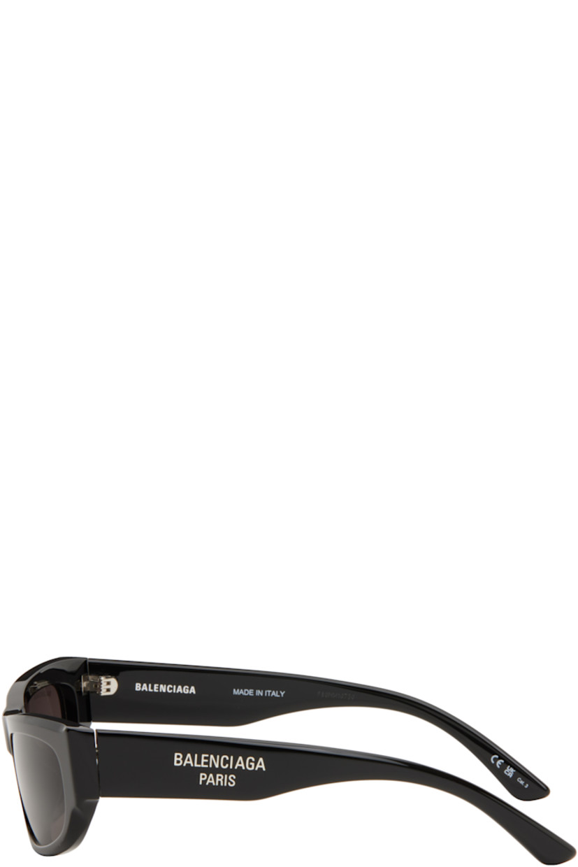 Rectangular acetate-frame sunglasses in black.

· Gray lenses
· Logo etched at lens
· Integrated nose pads
· Logo printed at temples
· Includes case
· Size: 56.19 145

Supplier color: Black/Black/Grey