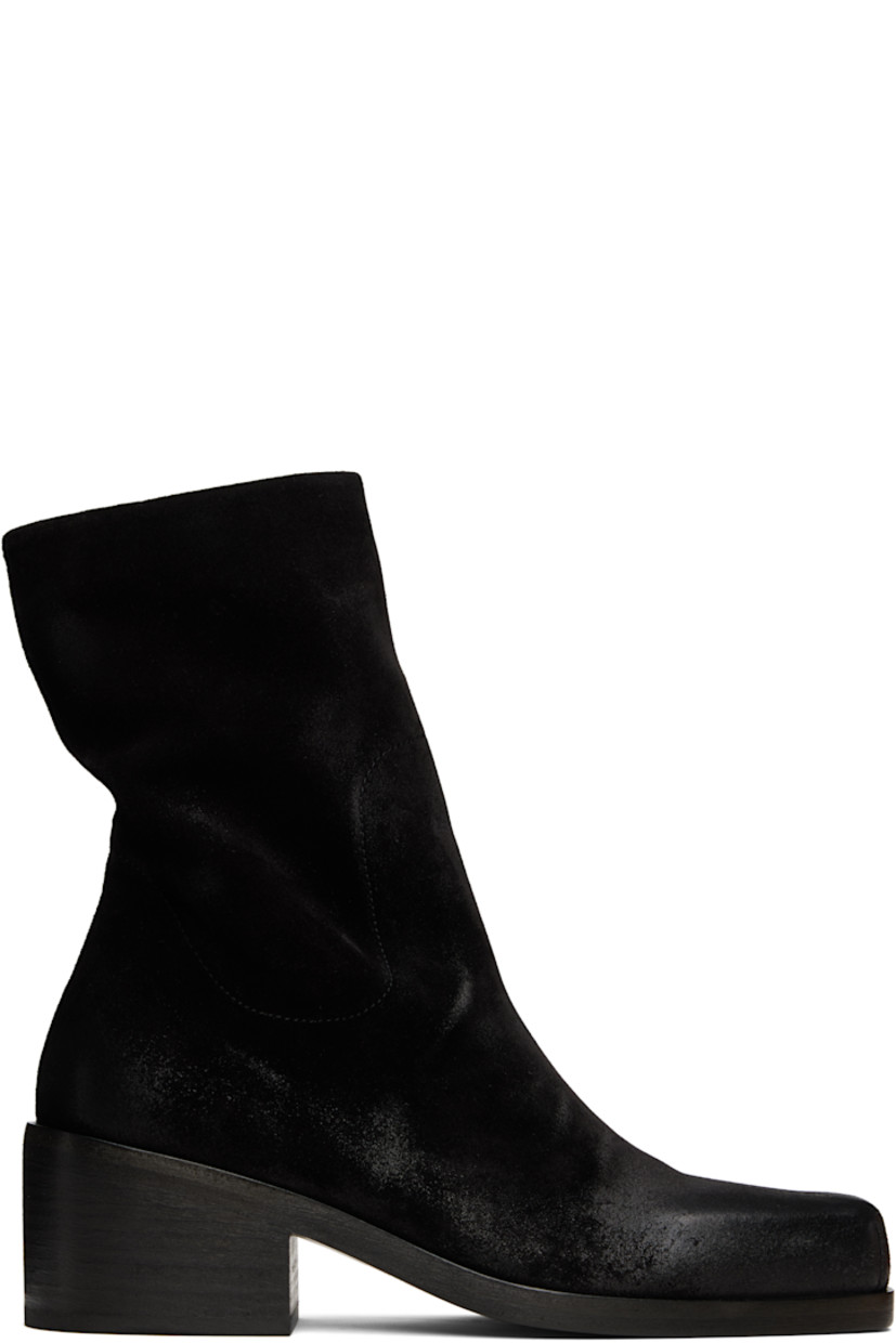 Ankle-high suede boots in black.

· Square toe
· Zip closure at inner side
· Stacked leather block heel with rubber injection
· Leather sole
· Heel: H2.25"

Supplier color: Black