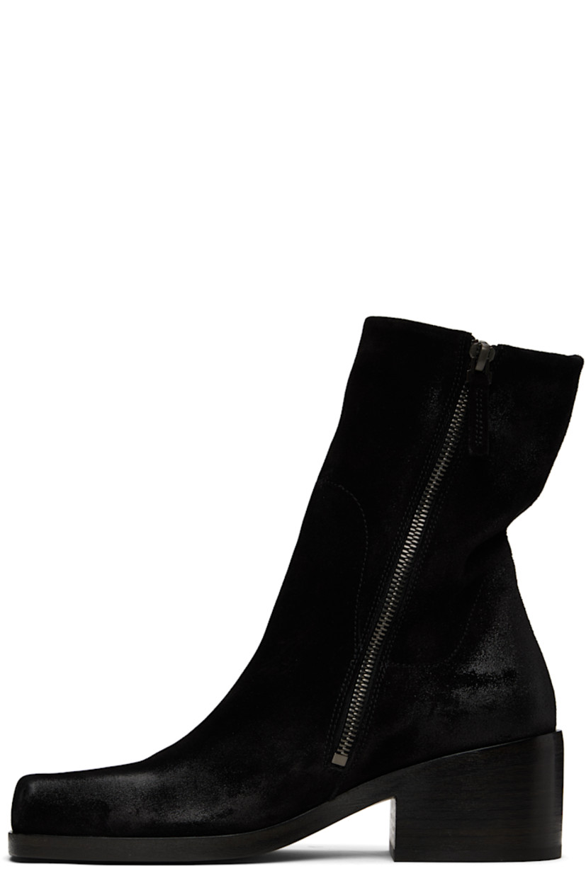 Ankle-high suede boots in black.

· Square toe
· Zip closure at inner side
· Stacked leather block heel with rubber injection
· Leather sole
· Heel: H2.25"

Supplier color: Black
