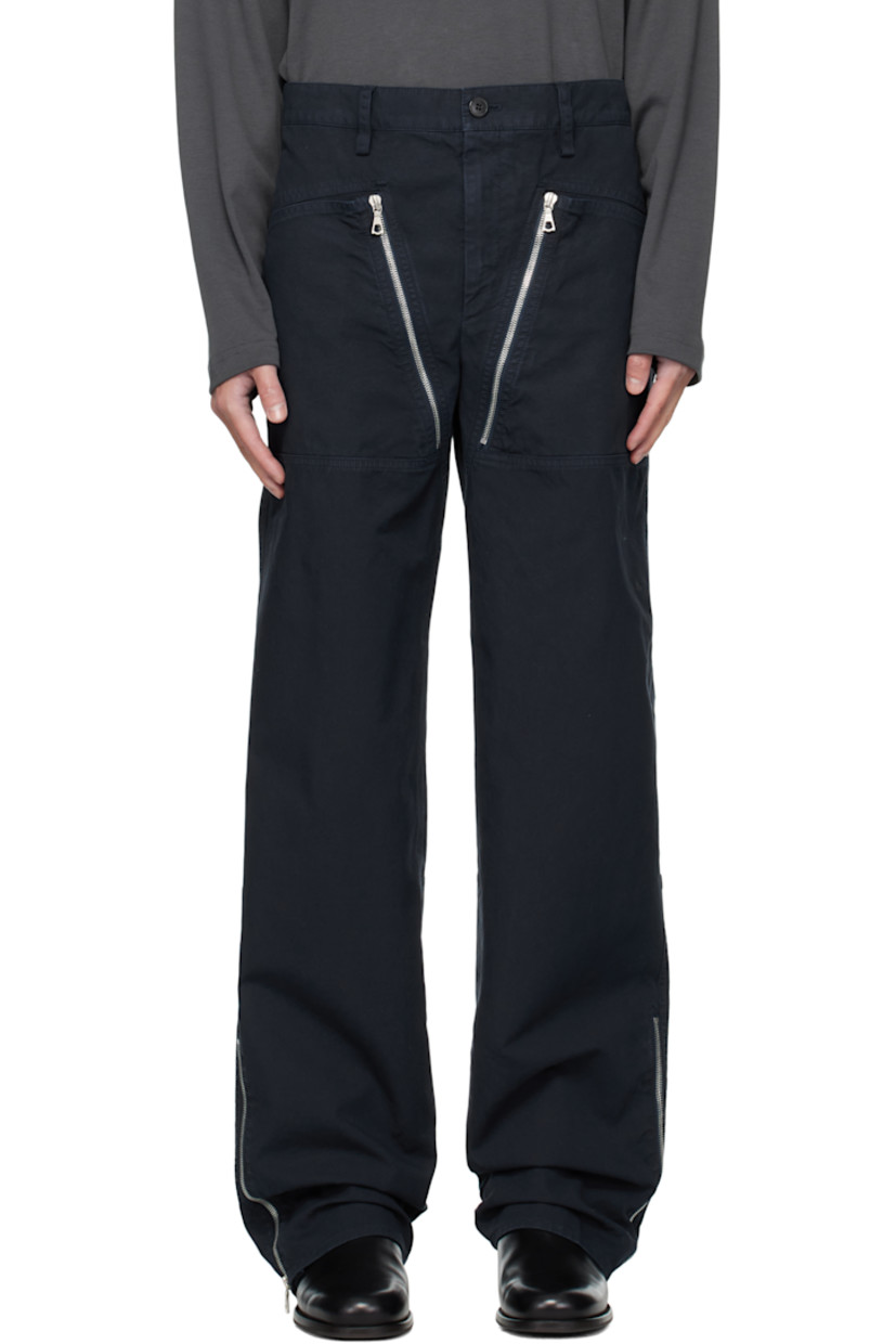 Cotton canvas trousers.

· Belt loops
· Four-pocket styling
· Exposed zip fly 
· Zip vent at cuffs

Supplier color: Navy