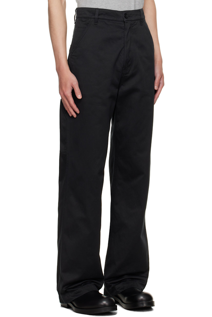 Cotton sateen trousers.

· Belt loops
· Five-pocket styling
· Button fly
· Patch pockets at back

Supplier color: Black