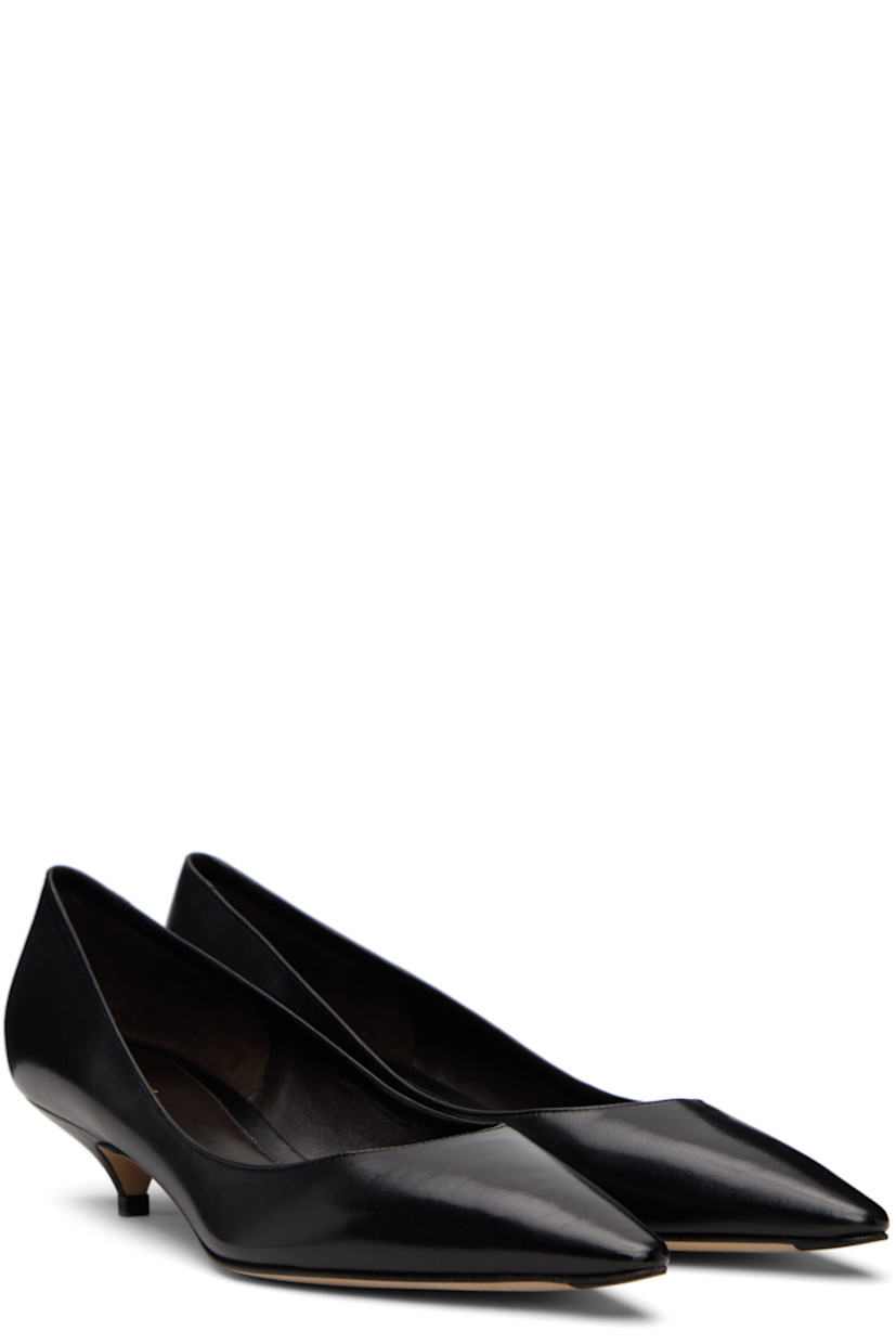 Grained lambskin heels. 

· Pointed toe
· Suede and grained leather lining
· Covered kitten heel with rubber injection
· Nubuck sole with rubber injection 
· Heel: H1.5"

Supplier color: Black
