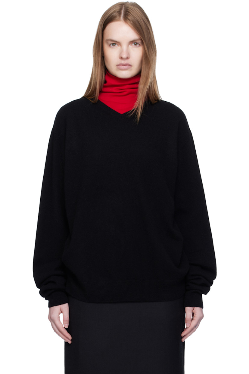 Knit cashmere sweater.

· Rib-knit V-neck, hem, and cuffs
· Dropped shoulders

Supplier color: Black