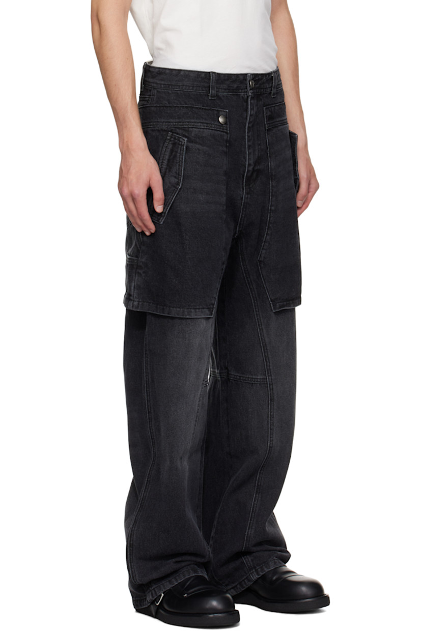 Non-stretch denim jeans.

· Fading throughout
· Shorts-style overlay
· Belt loops
· Four-pocket styling
· Zip fly
· Patch pockets at outseam

Supplier color: Washed black