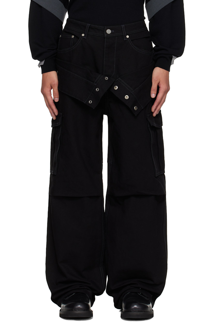 Wide-leg cotton canvas jeans.

· Belt loops
· Five-pocket styling
· Zip fly 
· Folded overlay with press-studs at waist 
· Tucks at knees
· Cargo pocket at outseams
· Logo patch at back waist

Supplier color: Black