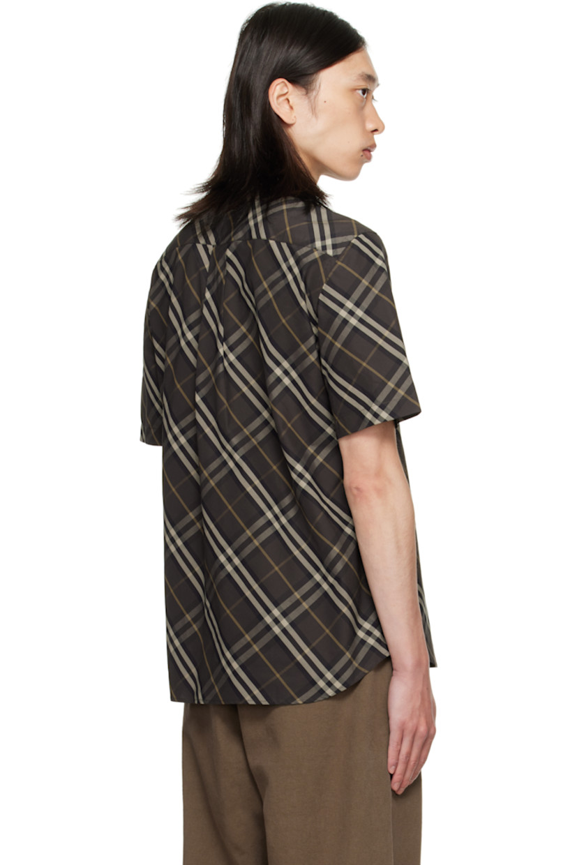 Cotton poplin shirt.

· Check pattern throughout
· Spread collar
· Button closure
· Shirttail hem 

Supplier color: Truffle brown
