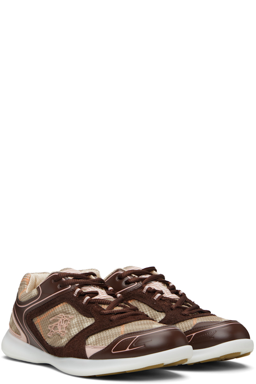 Low-top mesh and calfskin suede sneakers.

· Signature check pattern and rubber trim throughout 
· Lace-up closure 
· Rubber logo patch at padded tongue 
· Padded collar 
· Rubber logo patch at outer side
· Logo embossed at heel
· Mesh lining 
· Treaded rubber sole 

Supplier color: Broom