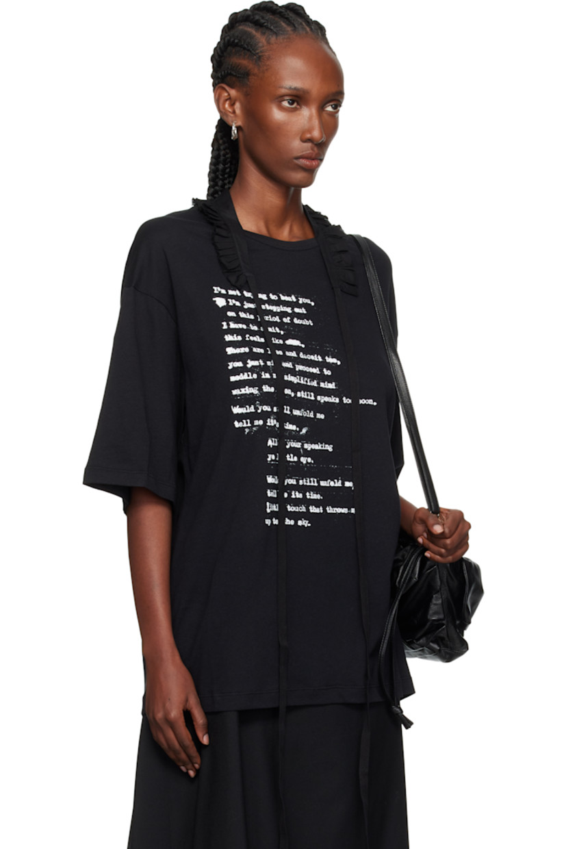 Cotton jersey T-shirt. 

· Detachable ruffled self-tie collar
· Rib-knit crewneck
· Text printed at front
· Dropped shoulders
· Detachable webbing strap with logo plaque at interior

Supplier color: Black