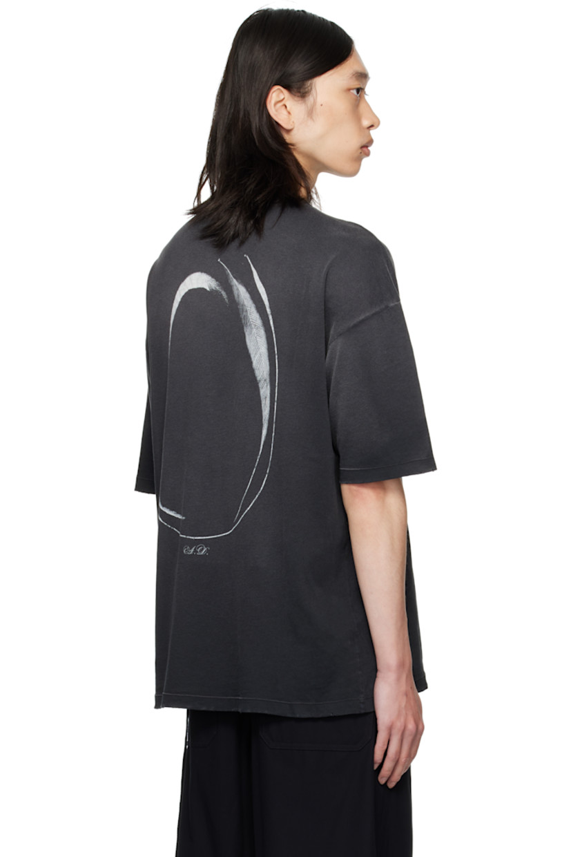 Lightweight cotton jersey T-shirt.

· Fading and distressing throughout
· Rib-knit crewneck
· Dropped shoulders  
· Text and graphic printed at back

Supplier color: Faded black