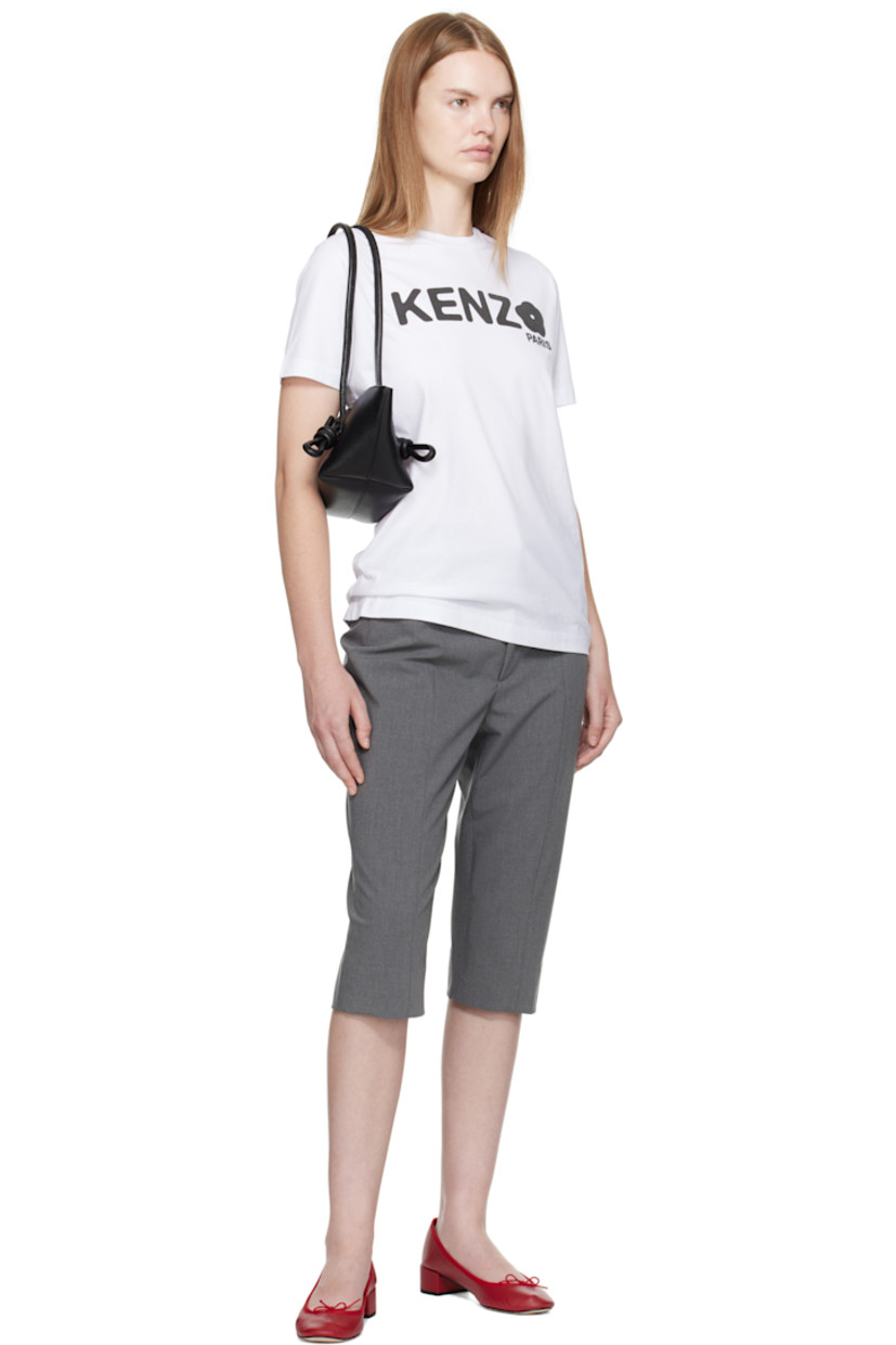 Cotton jersey T-shirt. 

· Rib-knit crewneck
· Logo graphic printed at front 

Supplier color: White